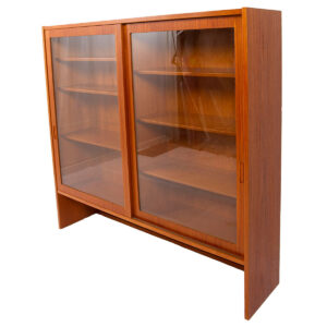 Danish Modern Teak Bookcase / Display Cabinet