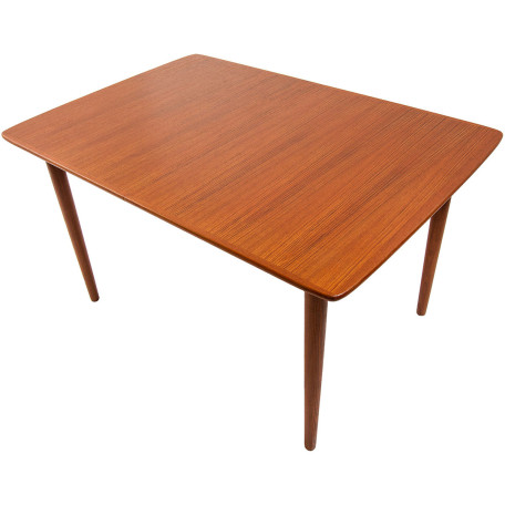 3480-GustavDiningSet