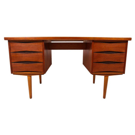 3183-ArneVodderStyleDanishTeakDesk