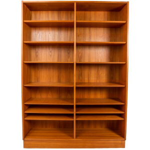 Danish Modern Hundevad Teak Adjustable Bookcase