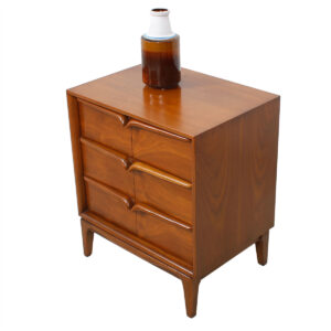Walnut Mid Century Sculpted Pull Compact Night Stand