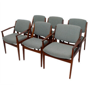 Arne Vodder Set of 6 (2 Arm + 4 Side) Pivot Back Dining Chairs