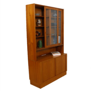42.5″ Danish Teak Bookcase / Storage / Display Cabinet by Hundevad, Denmark