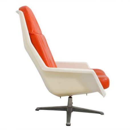 9215eebc-19bb-425e-89bb-8442b826e91f