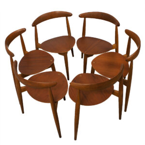Set of 6 Danish Modern “Heart” Dining Chairs by Hans Wegner in Teak