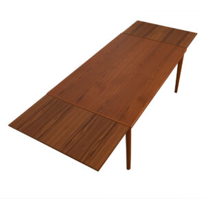 Mid-Sized to Large Danish Modern Teak Expanding Dining Table