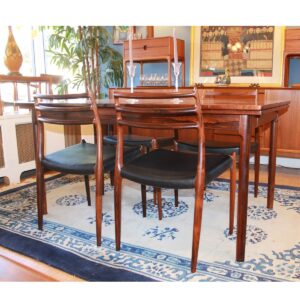 Mid-Sized Danish Modern Rosewood Expanding Dining Table