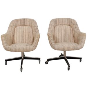 Knoll – Pair of ’70s Upholstered Chairs