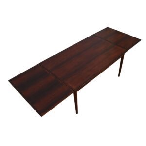 Mid-Sized Danish Modern Rosewood Expanding Dining Table