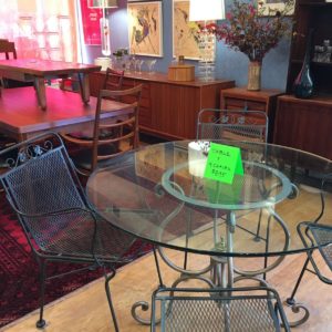 Vintage Patio Set! – Table & 4 Chairs