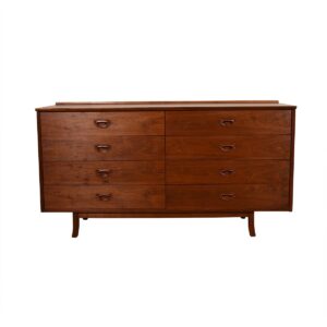 Mid Century Modern Walnut 8 Drawer Dresser / Credenza