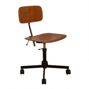 Kevi Adjustable Desk Chair from Copenhagan