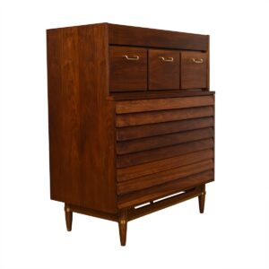 Compact Walnut Mid Century Slatted Front Tall Chest of Drawers / Dresser.