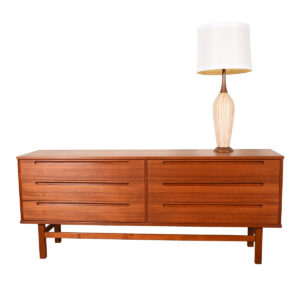Teak Danish Modern 6 Drawer Dresser / Sideboard
