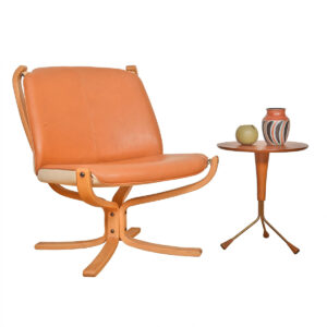 Blonde Norwegian Leather ‘Falcon’ Lounge Chair