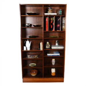 Danish Rosewood Stunning 42.5″ Bookcase w/ Adjustable Shelves