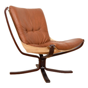 Westnofa Falcon Chair in Caramel Leather Cushions
