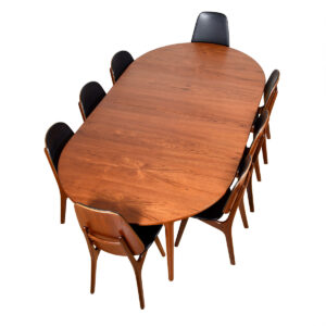 Danish Large Teak Expanding Round Dining Table w/ Stunning Grain