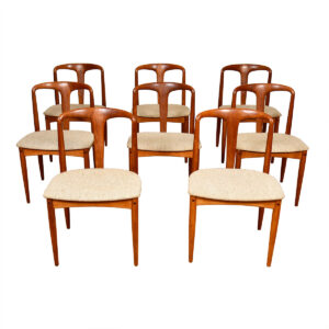 Set of 8 Johannes Andersen for Uldum Møbelfabrik Juliane Teak Dining Chairs