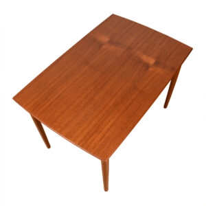 Small 46″ x 30″ Danish Expanding Teak Dining Table w. Tapered Ends