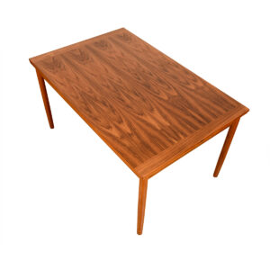 Danish Modern Teak Mid-Size to Large Expanding Dining Table