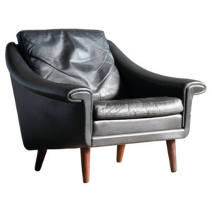 The Matador Lounge Chair in Black Leather w Teak Leg Frame