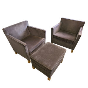 Krefeld Lounge | Club Chairs by Ludwig Mies van der Rohe | Knoll Studios c. 2015