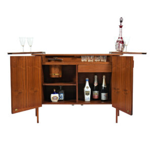 Nate’s Trapezoidal Bar — An American Modernist Gathering Place
